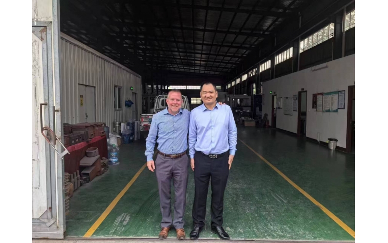 与美国客户合作成功APG设备 APG模具